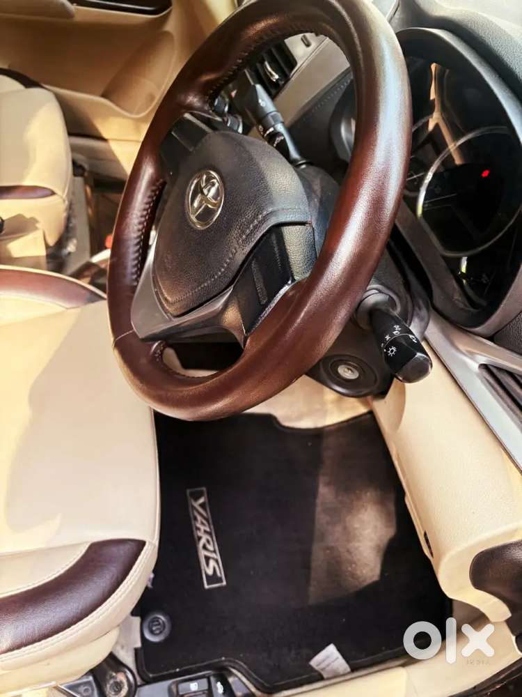 Toyota Yaris 2018 Petrol Well Maintained Brand New Condition Both Keys