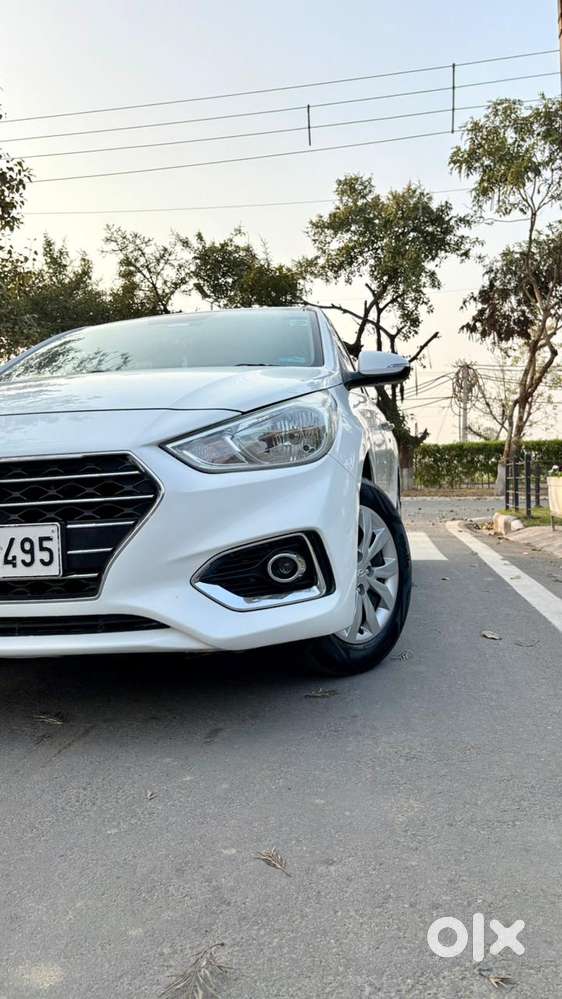 Hyundai Verna 1.6 Ex Vtvt, 2018, Petrol