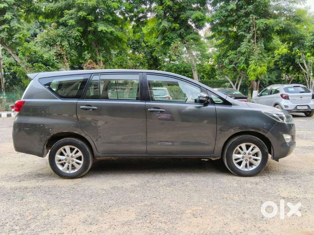 Toyota Innova Crysta 2.4 G Mt 7 Str, 2020, Diesel