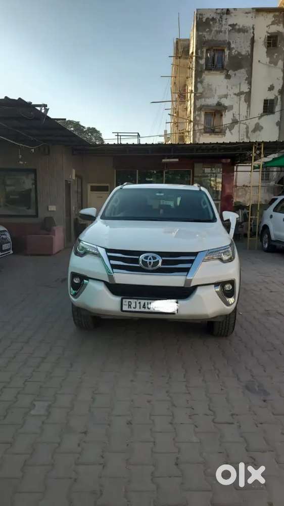 Toyota Fortuner 2020 Diesel 108000 Km Driven