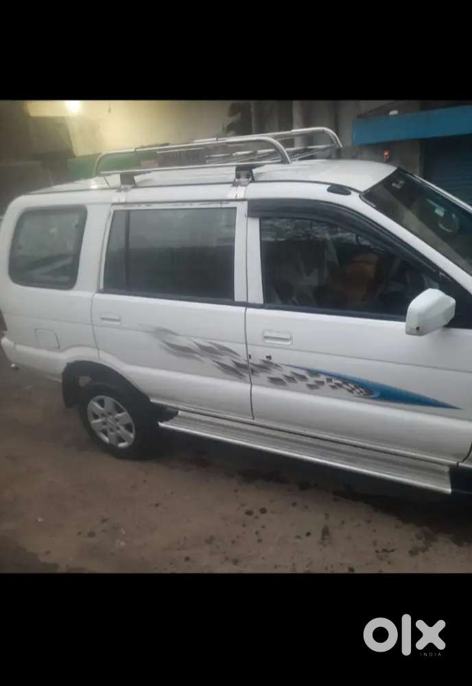 Chevrolet Tavera 2014 Diesel 450000 Km Driven