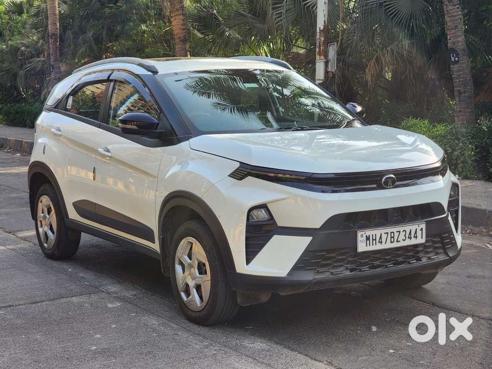 Tata Nexon Pure 1.2 S Revotron Petrol 6 Mt, 2025, Cng & Hybrids