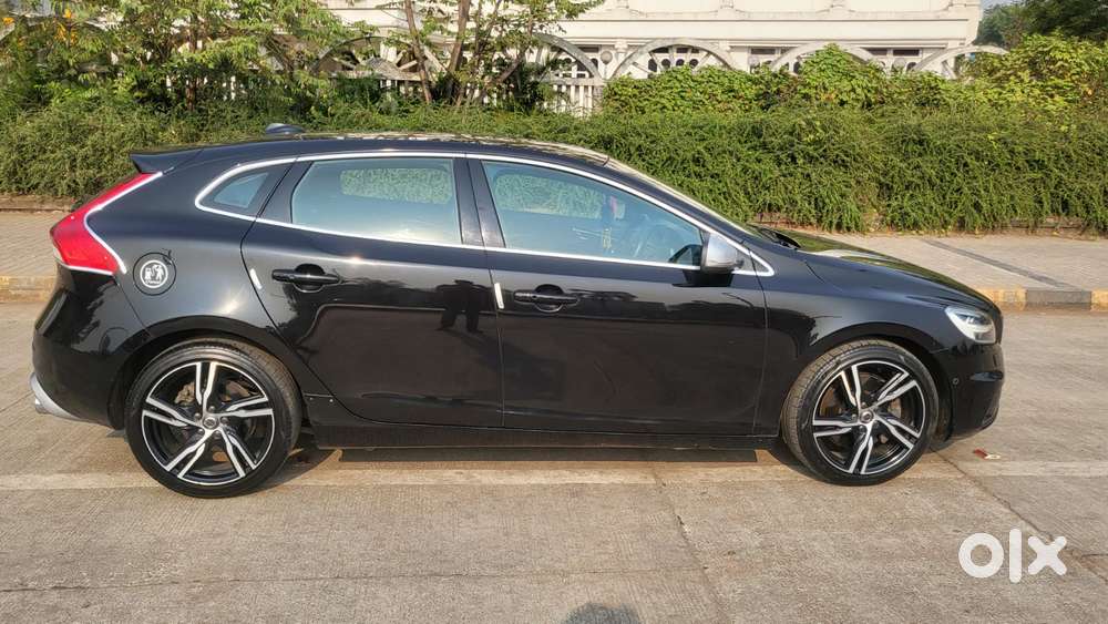 Volvo V40 D3 R Design, 2019, Diesel