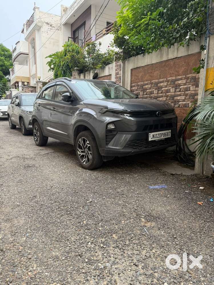 Tata Nexon 2025 Petrol Automatic