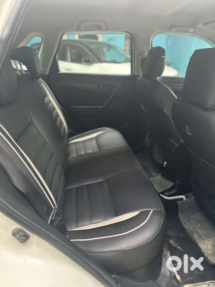 Maruti Suzuki Brezza 1.5 Vxi Cng, 2021, Petrol