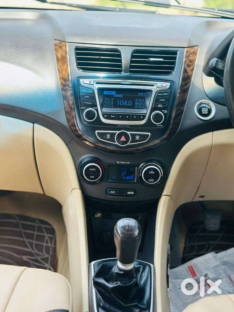 Hyundai Verna 1.6 S (o) Crdi, 2015, Diesel