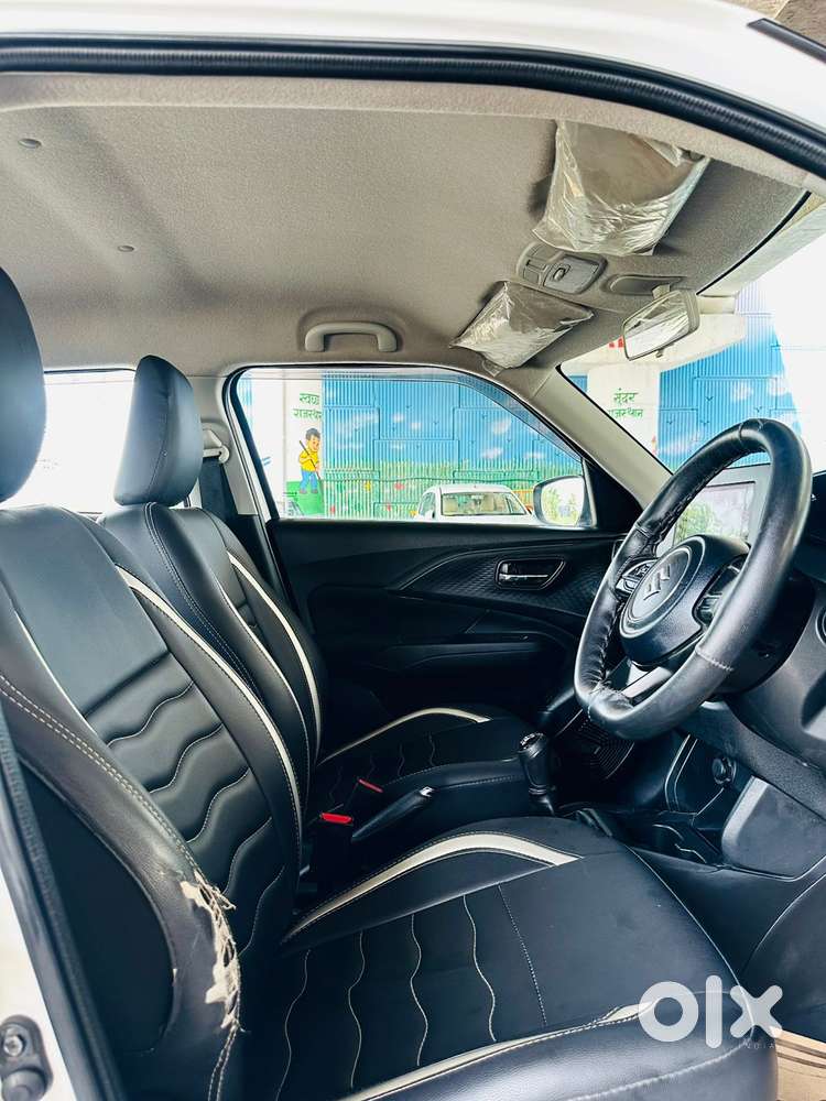 Maruti Suzuki Swift Vxi + Manual, 2025, Petrol