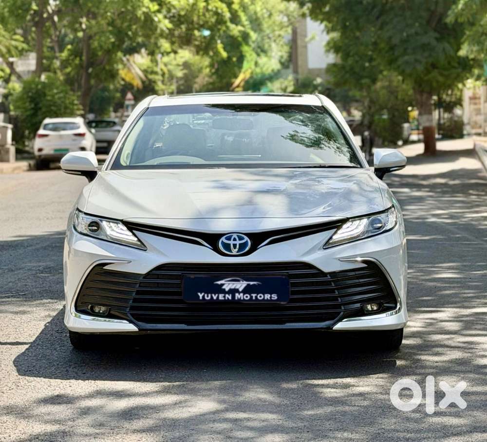 Toyota Camry [2019-ongoing] 2.5 Hybrid, 2024, Petrol