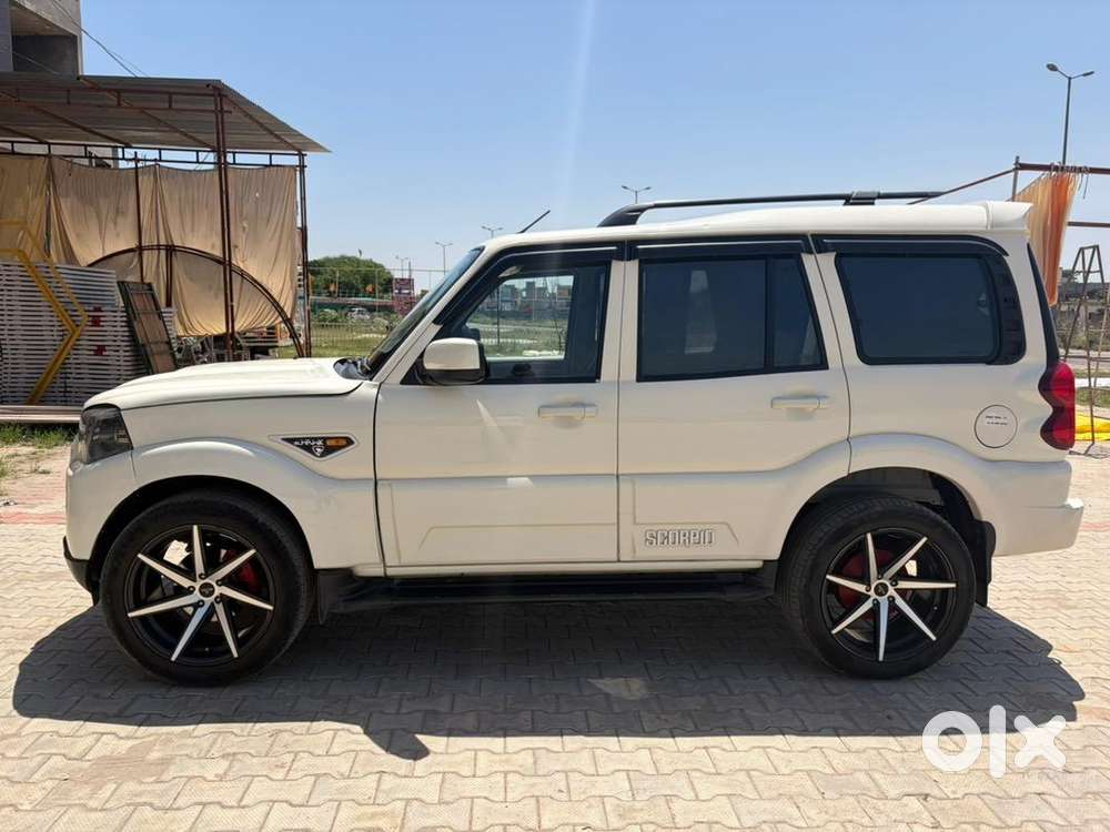 Mahindra Diesel Car 2021