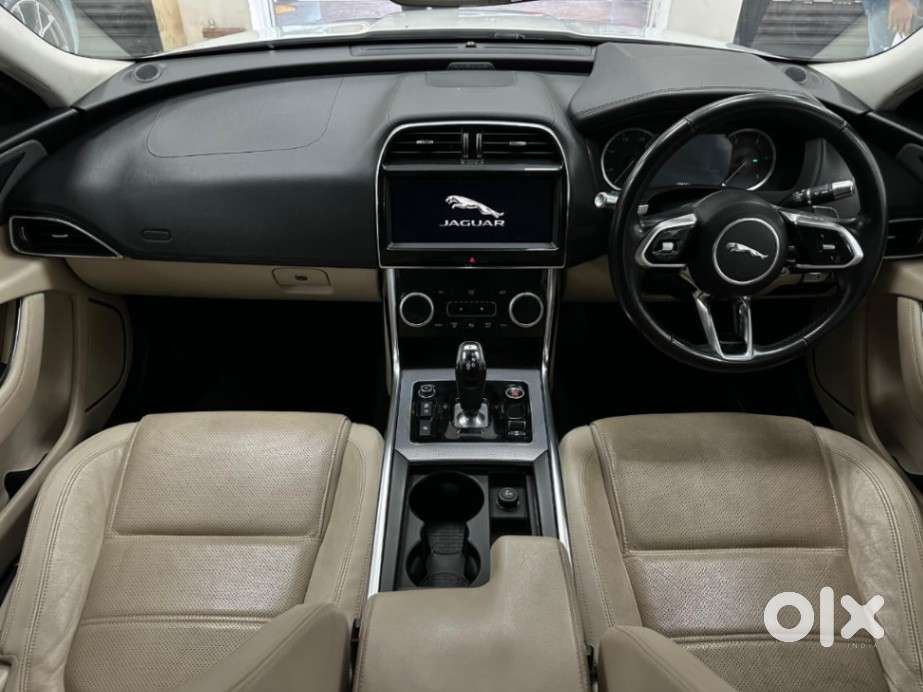 Jaguar Xe Portfolio, 2019, Diesel