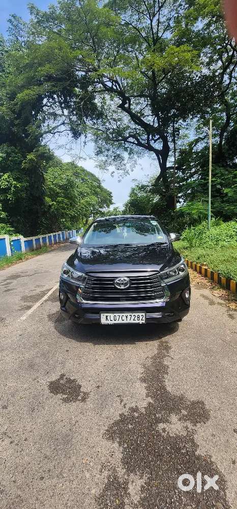 Toyota Innova Crysta – Automatic  Full Option