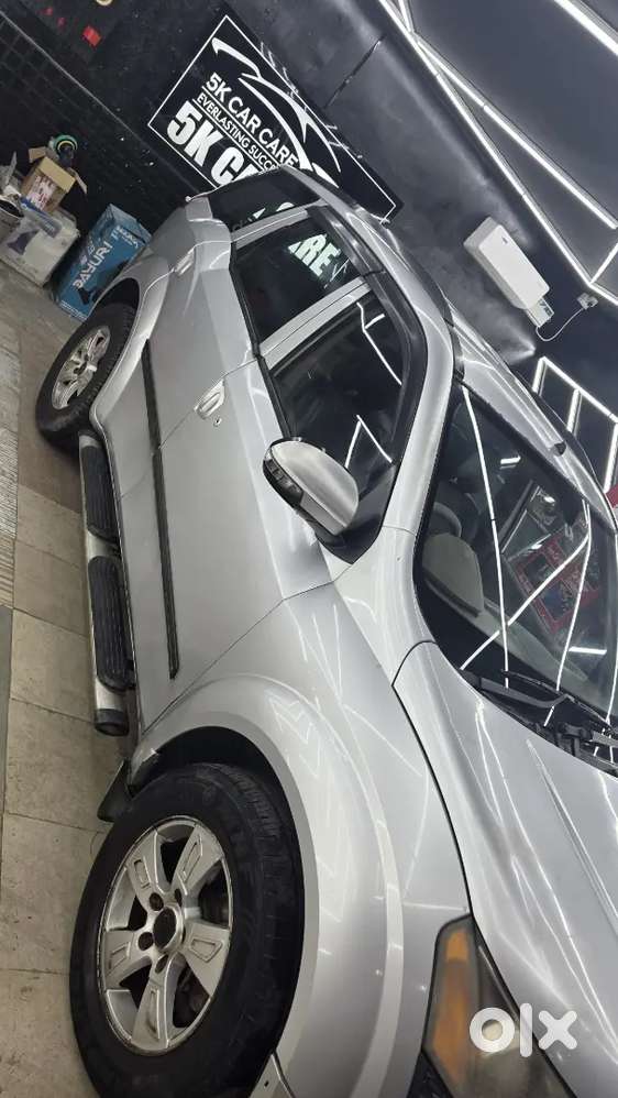 Mahindra Xuv500 2014