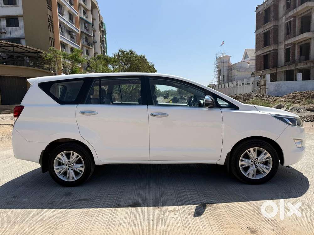 Toyota Innova Crysta 2.8z Automatic, 2018, Diesel