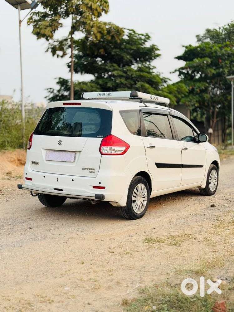 Maruti Suzuki Ertiga Vdi Shvs, 2012, Diesel
