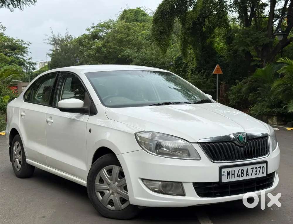 Skoda Rapid 2012 Petrol 61000 Km Driven