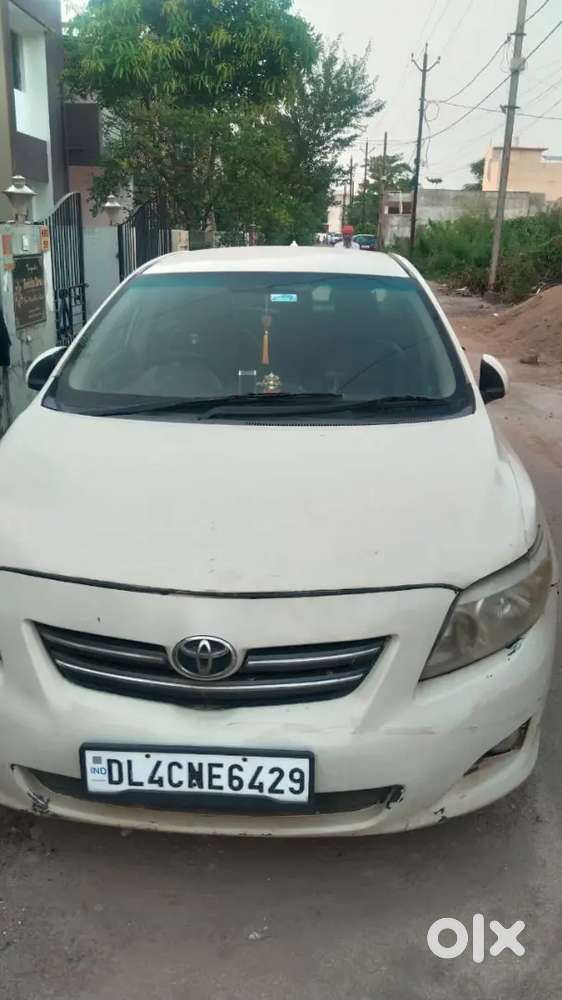 Toyota Corolla Altis 2011 Variant