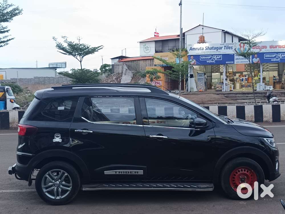 Renault Triber Rxz, 2024, Petrol