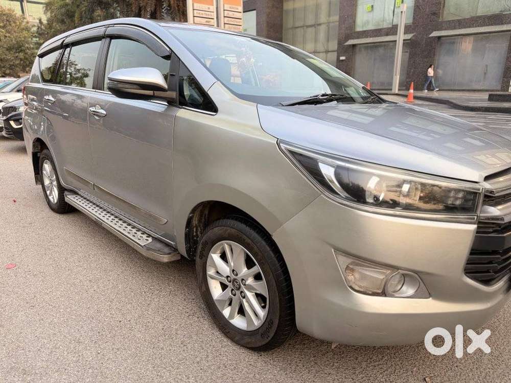 Toyota Innova Crysta 2.4 Vx Mt, 2017, Diesel