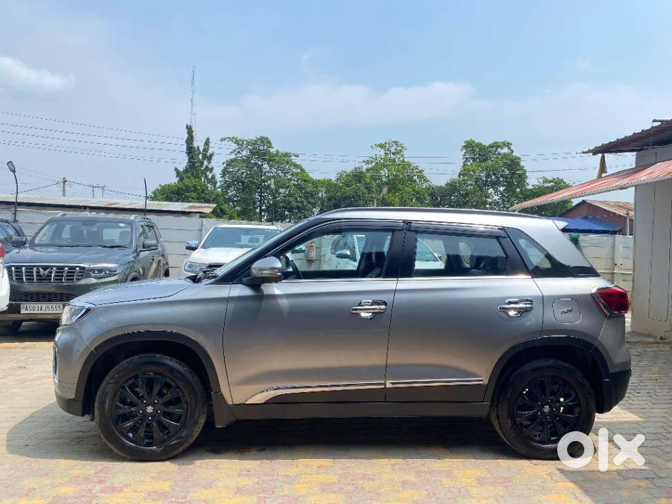 Maruti Suzuki Vitara Brezza 1.5 Zxi At, 2022, Petrol