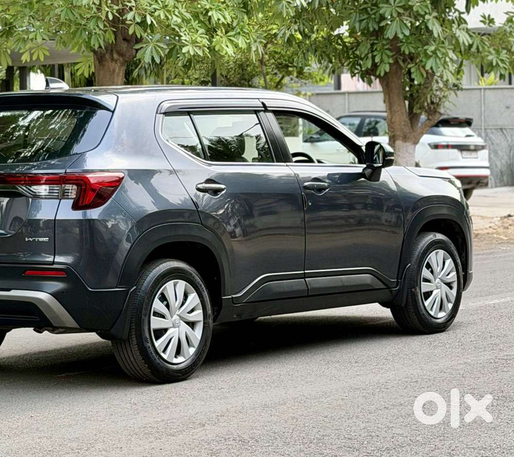 Honda Elevate V Mt, 2024, Petrol