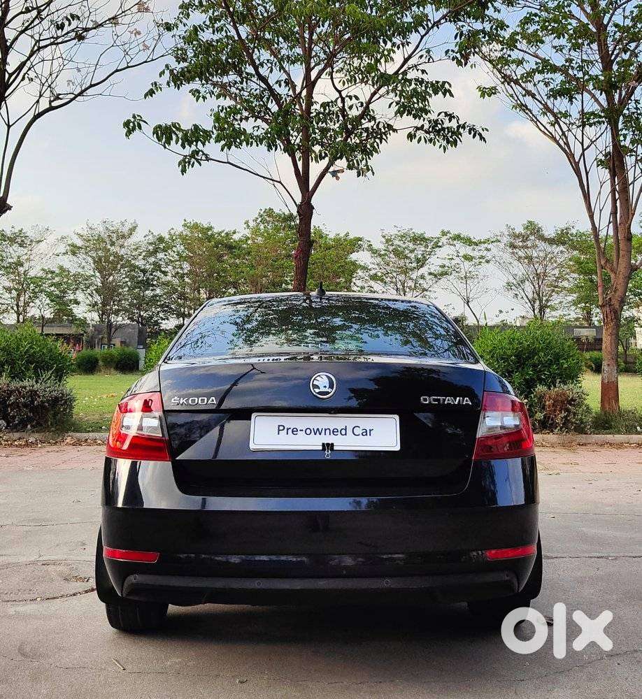 Skoda Octavia [2014-2017] 2.0 L&k Tdi At, 2017, Diesel