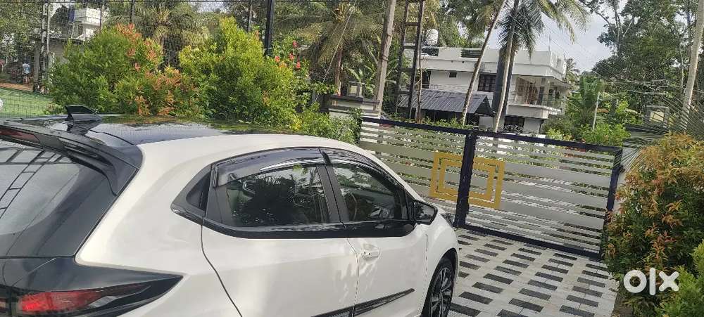 Tata Altroz 2024 Petrol 20000 Km Driven With Sun Roof