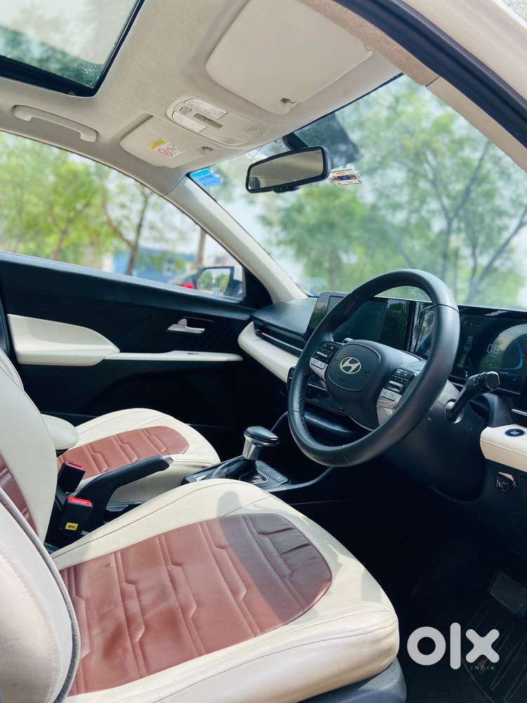 Hyundai Verna, 2023, Petrol