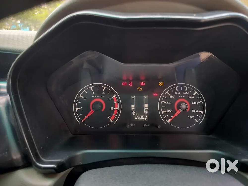 Mahindra Kuv 100 2016 Manual