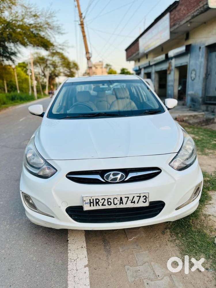 Hyundai Verna 2013 Diesel 128000 Km Driven