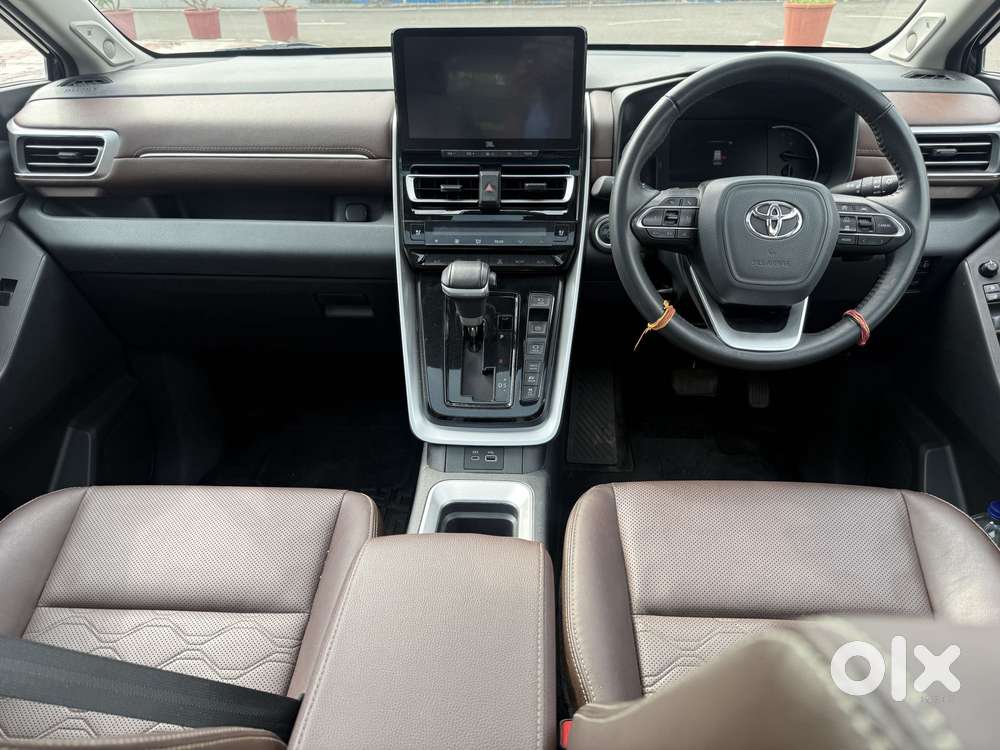 Toyota Innova Hycross 2.0 Zx (o) Hybrid 7 Str, 2024, Cng & Hybrids