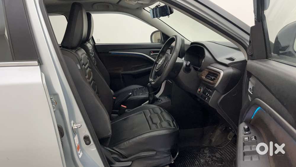 Maruti Suzuki Brezza 1.5 Zxi Plus Smart Hybrid Dual Tone, 2023, Petr..