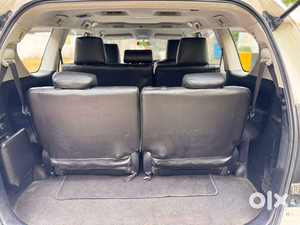 Toyota Innova Crysta 2.4 V 7 Str, 2017, Diesel