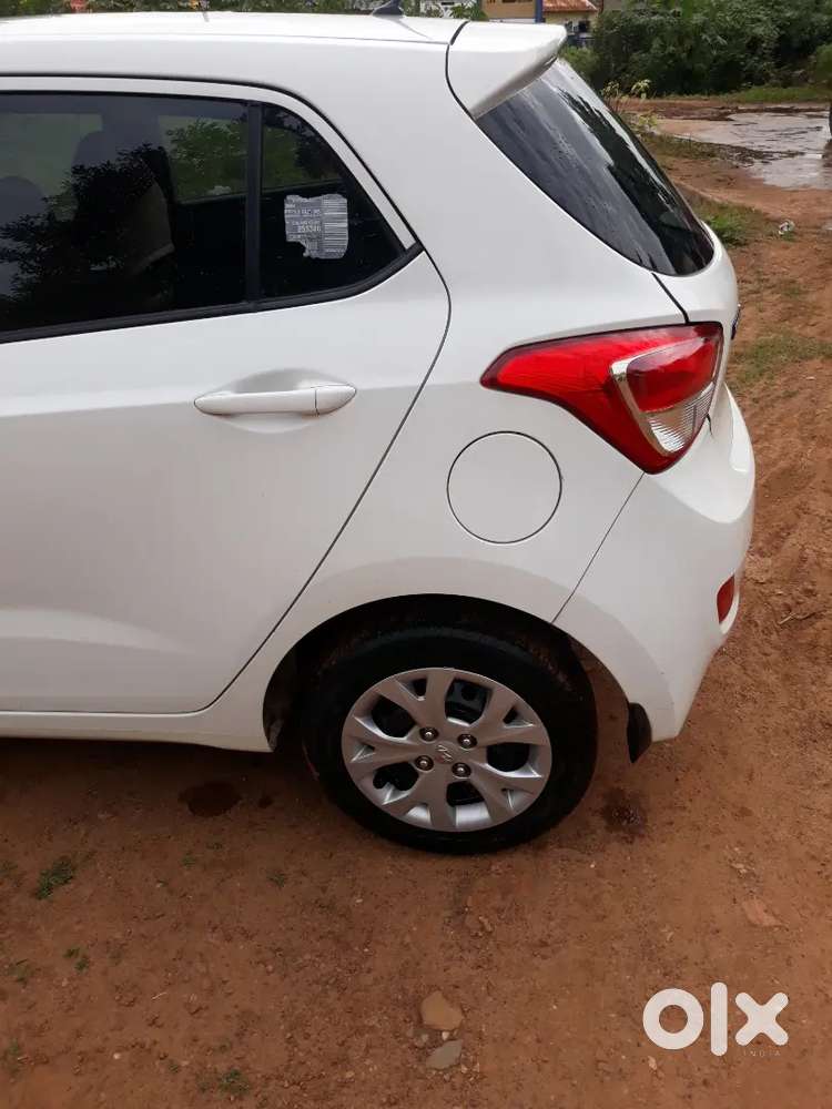 Hyundai Grand I10 2015 Petrol Well Maintained For Sale