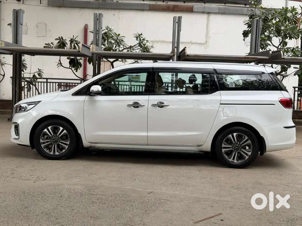 Kia Grand Carnival 2022 Diesel 41000 Km Driven