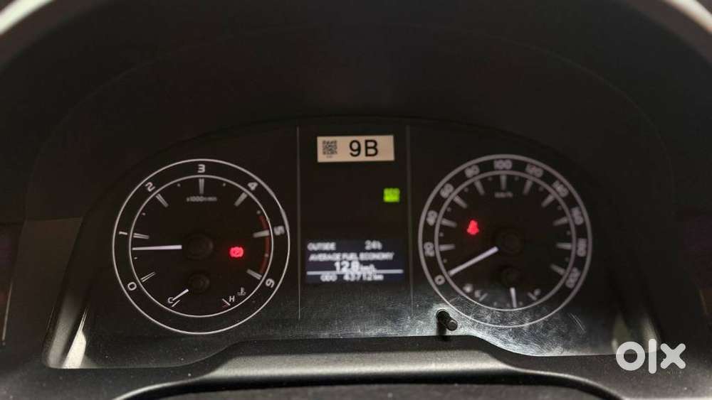 Toyota Innova Crysta [2020-ongoing] 2.4 Gx 7 Str, 2023, Diesel