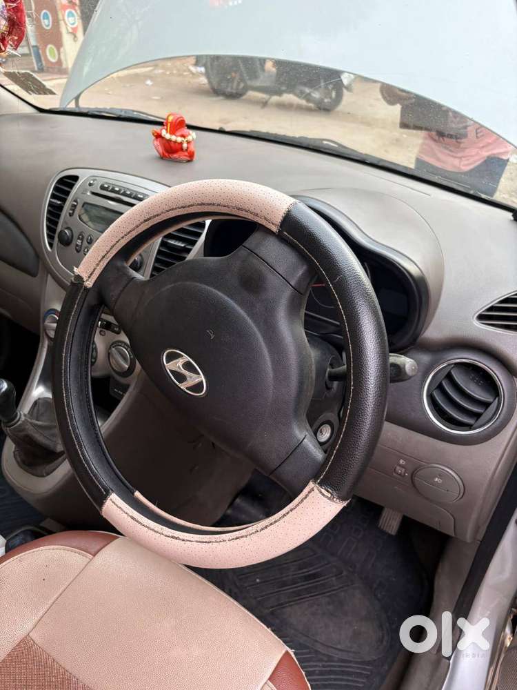 Hyundai I10 2014 Petrol (top Model) Well Maintained