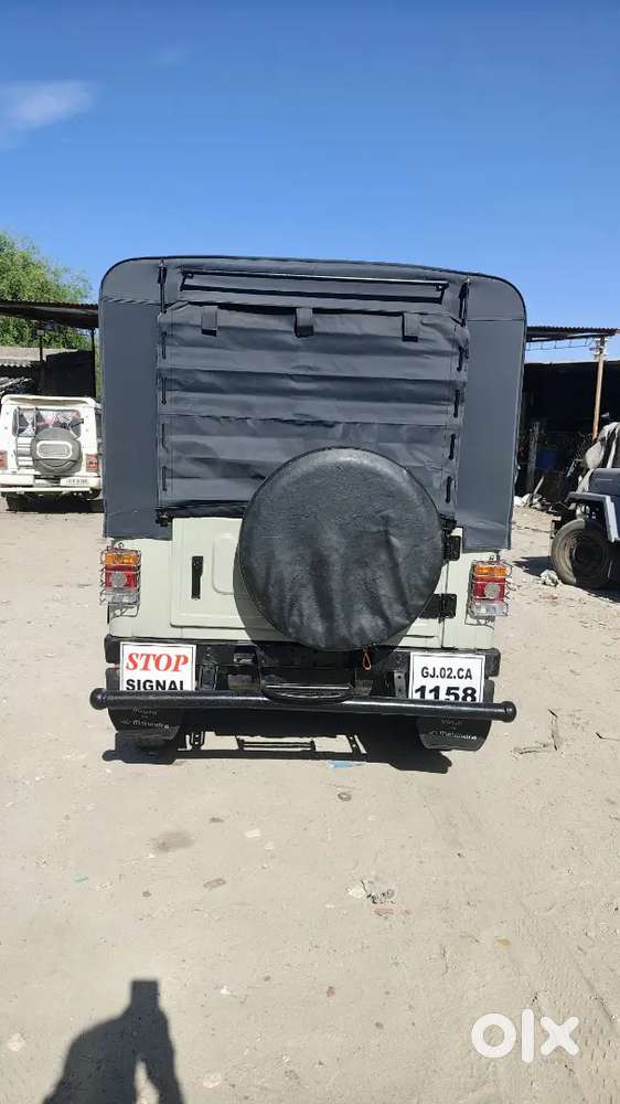 Mahindra Jeep 2004