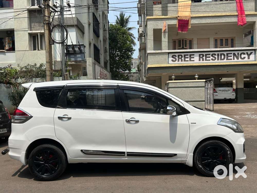 Maruti Suzuki Ertiga Shvs Zdi Plus, 2018, Diesel