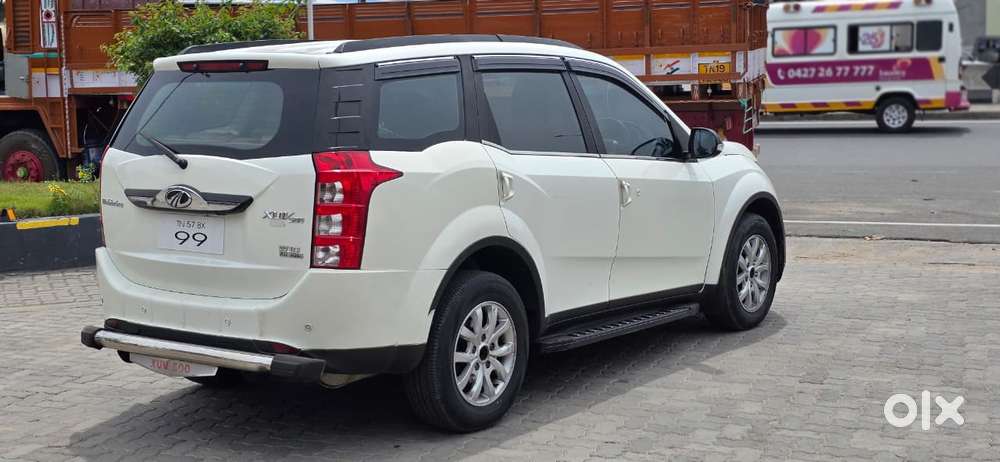 Mahindra Xuv500 2.2 W10 Sportz Edition At, 2018, Diesel