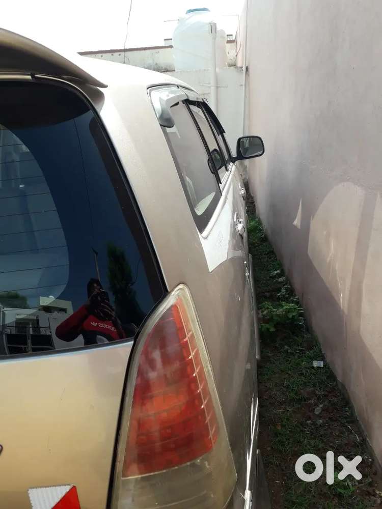 Toyota Innova 2.0 Gx 2009