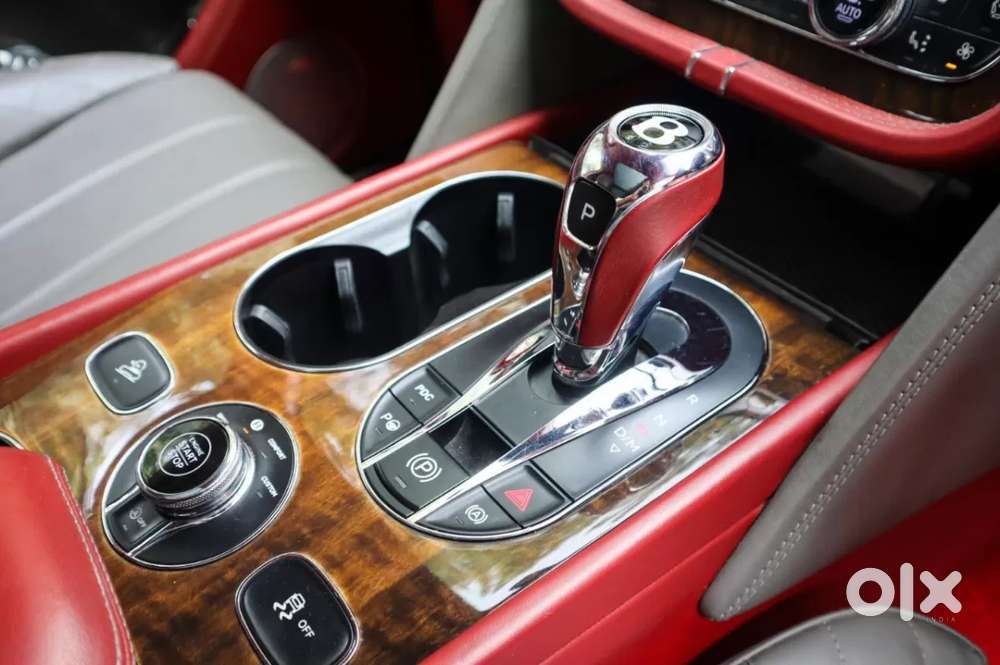 Bentley Bentayga, 2017, Petrol