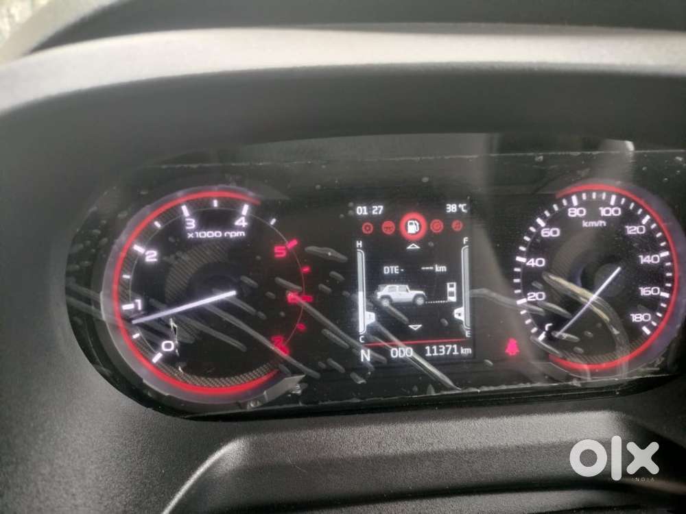 Mahindra Thar Roxx 2025 Diesel 11300 Km Driven