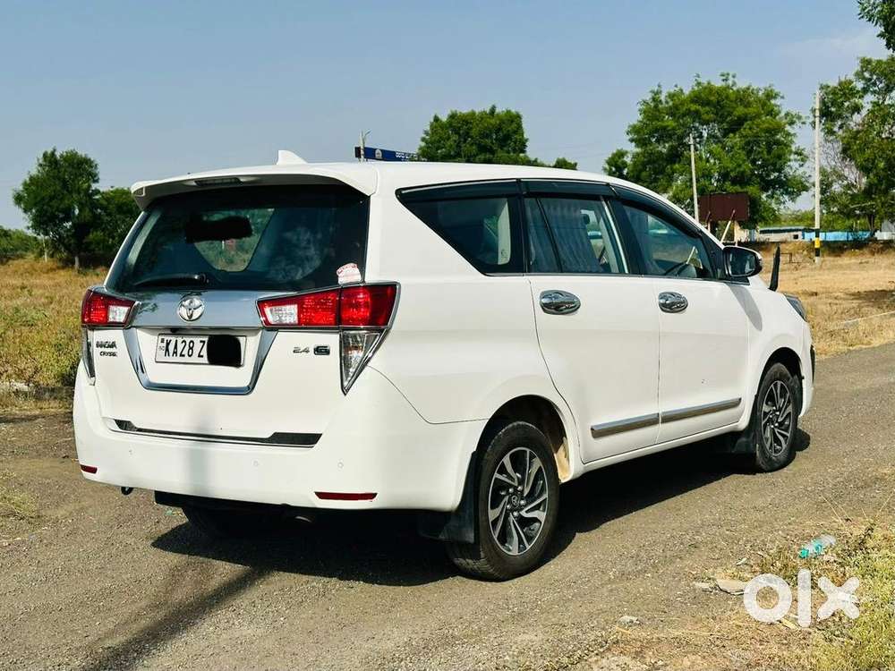 Toyota Innova Crysta 2021 Diesel 60000 Km Driven