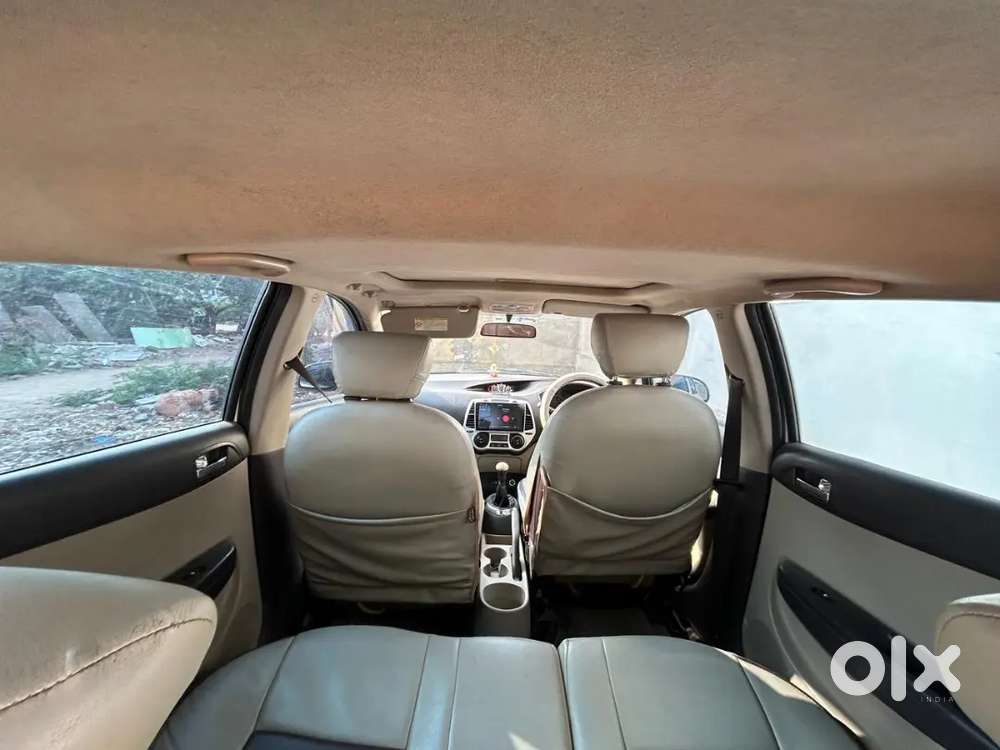 Hyundai I20 2012 Petrol 93000 Km Driven