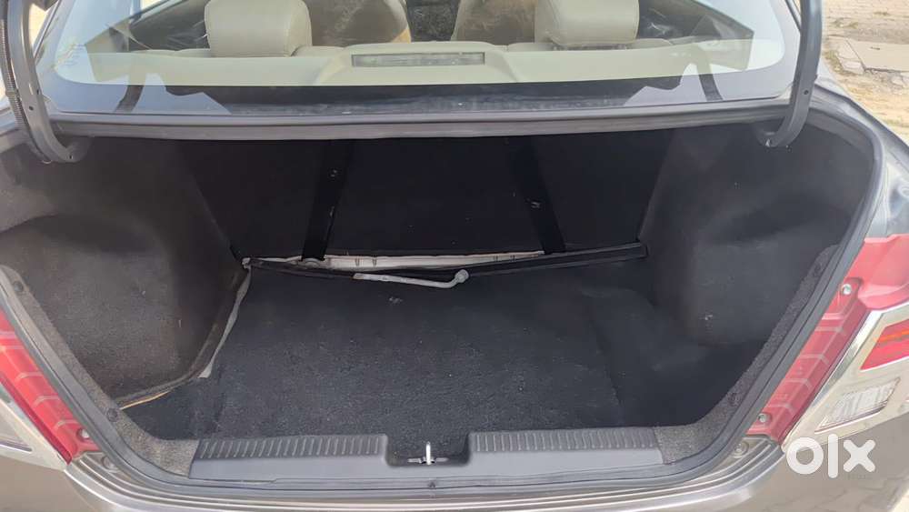 Maruti Suzuki Swift Dzire 1.3 Vxi, 2022, Petrol