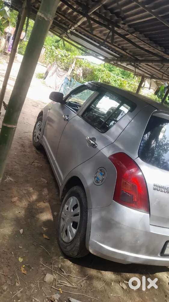 Maruti Suzuki Swift Lxi Petrol 2008