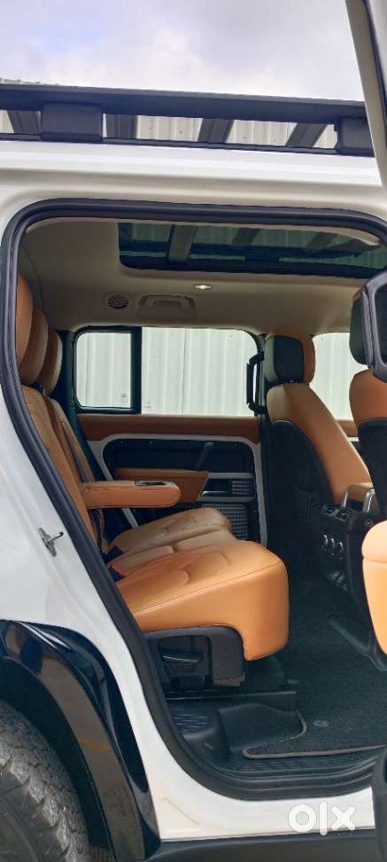 Land Rover Defender 3.0 L 130 Hse, 2023, Diesel