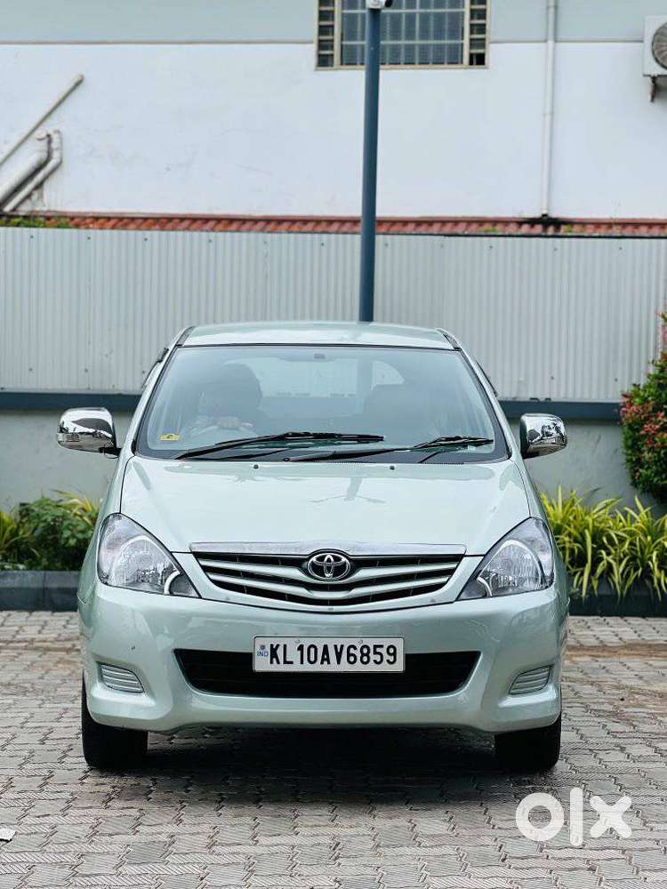 Toyota Innova 2.0 Gx 8 Str, 2005, Diesel