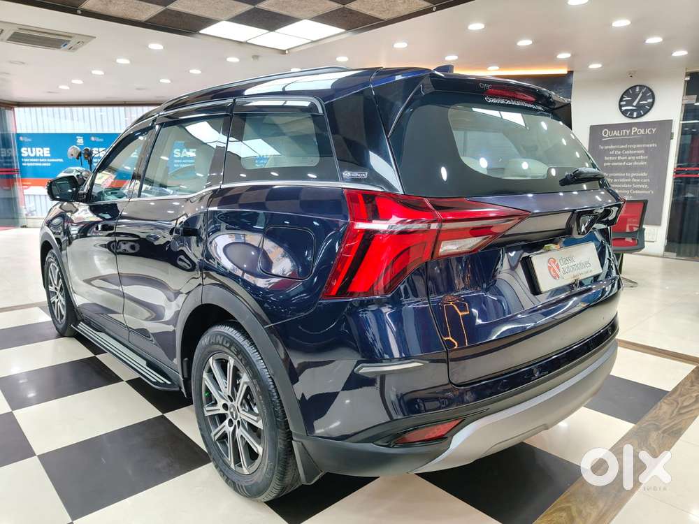 Mahindra Xuv700 2.0 Ax 7 Petrol At Str, 2023, Petrol