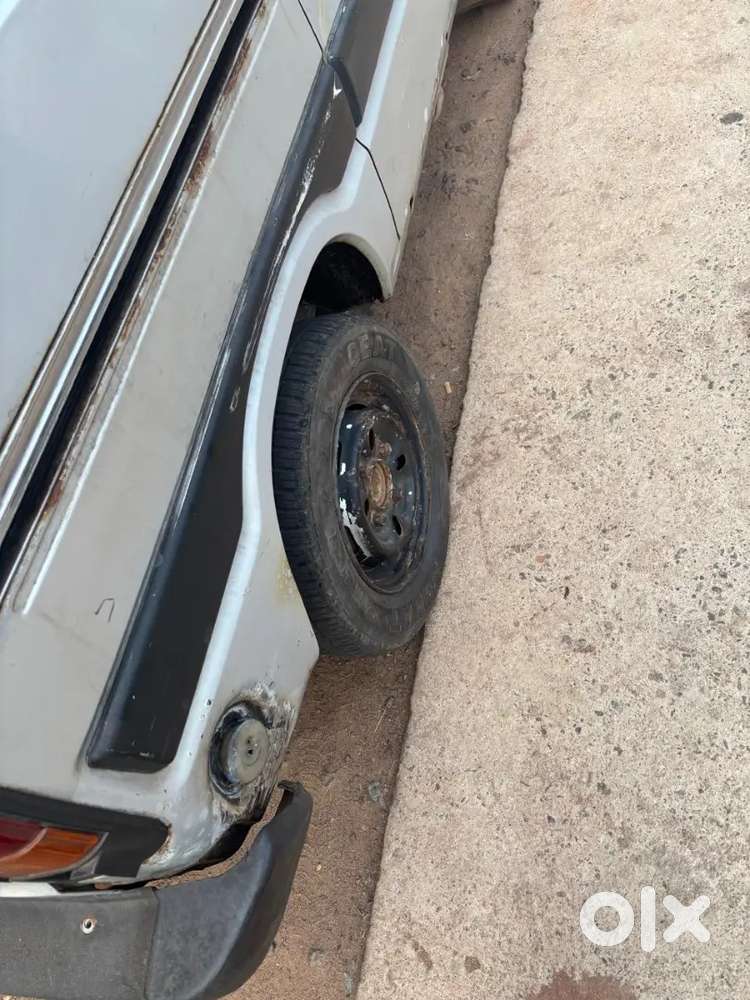 Maruti Suzuki Omni 2003